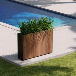 Fioriera Alta DECO PLANTER DIVIDER 25 in Metallo colore Nero e Pannello Effetto Legno 120x25x80 cm-Herstera New